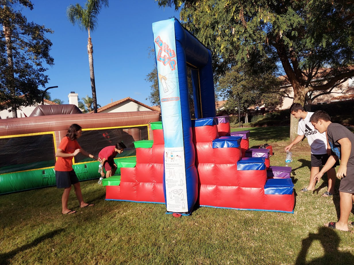 INFLATABLE BOTTLE FLIP GAME (4 PLAYER)